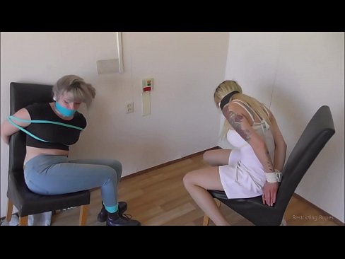 ❤️ Zasvojena / zvezana in z usti / deklica v stiski ❤️❌ Sex video pri nas ❤