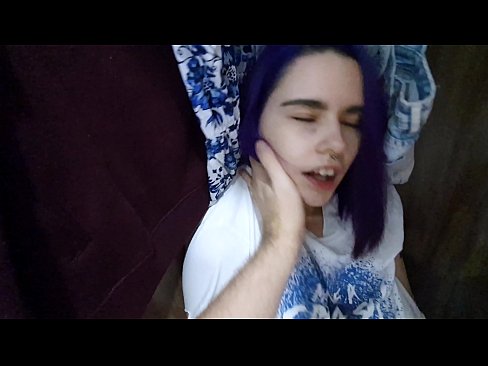❤️ Našel sem svojo sestro v omari in ji pomagal narediti ❤️❌ Sex video pri nas ❤